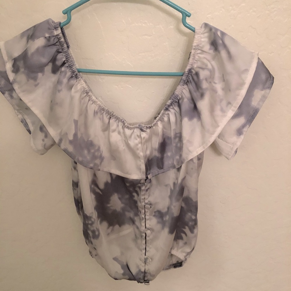 lulus off the shoulder crop top